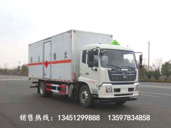 東風(fēng)天錦易燃液體廂式運(yùn)輸車(國六)