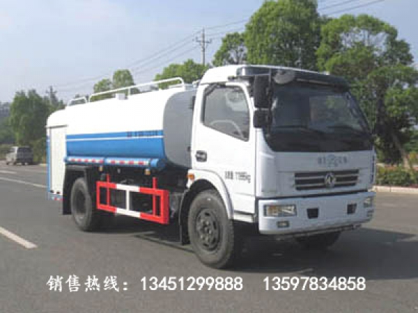 東風(fēng)多利卡消防灑水車(國(guó)六)