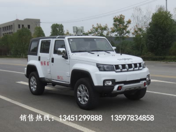 北京越野森林防火指揮車(國(guó)六)